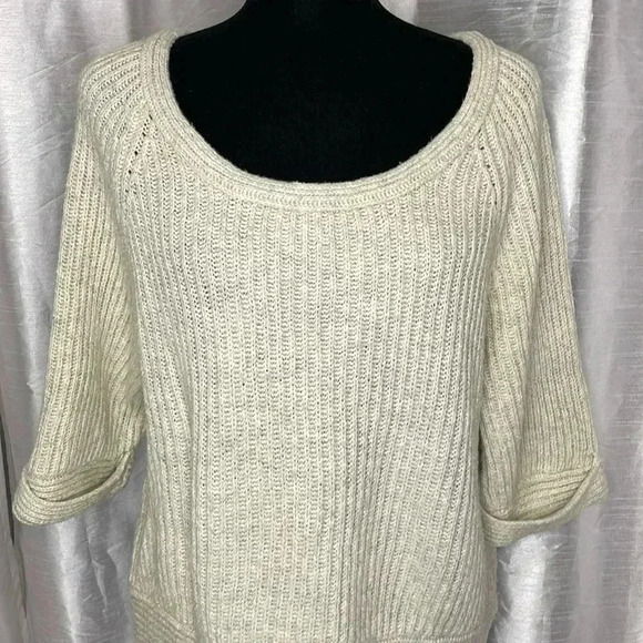 American Rag Cie Women’s XL Round Neck 3/4 Sleeve Ivory Cream Sweater - Picture 1 of 8